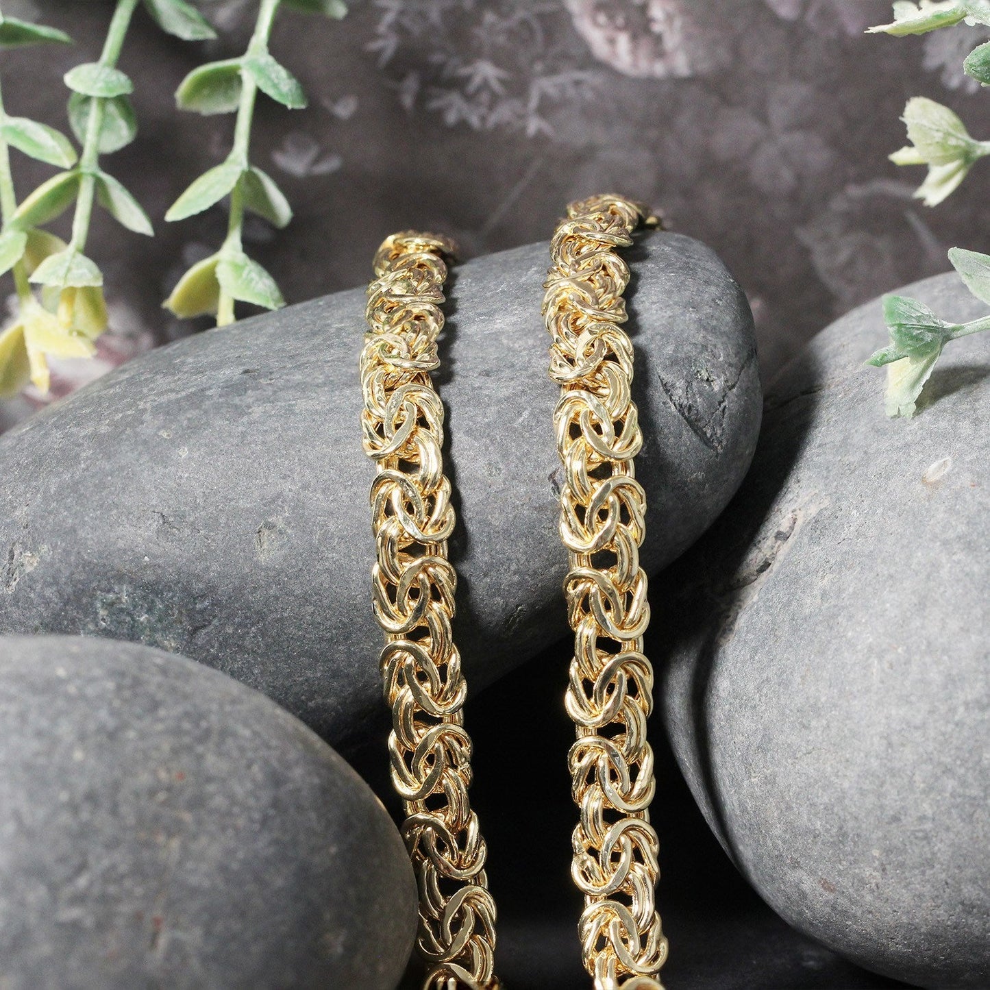 14k Yellow Gold Byzantine Motif Chain Necklace - Diamodern